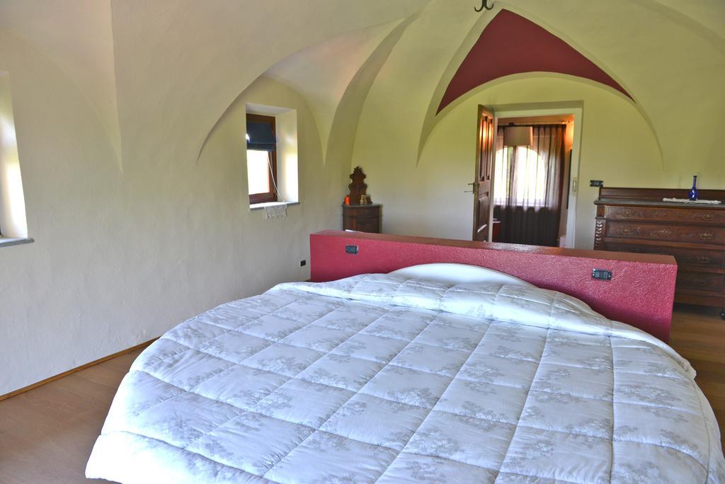 Casa Vacanze Il Brichet Mondovì Zimmer foto