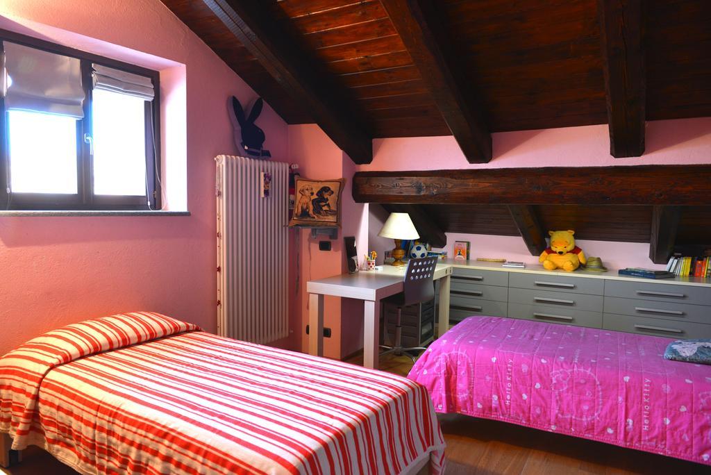 Casa Vacanze Il Brichet Mondovì Zimmer foto